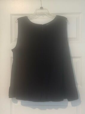 torrid Black Sleeveless Ruffle-Hem Tank Top